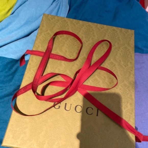 Brand new Gucci sneakers - Picture 3 of 6